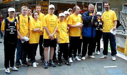 KlimaStaffel 2001 - Staffelübergabe Innenstadt