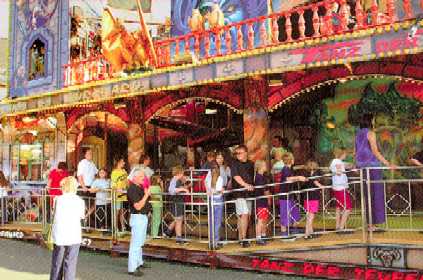 Kirmes lockt nach Saarn