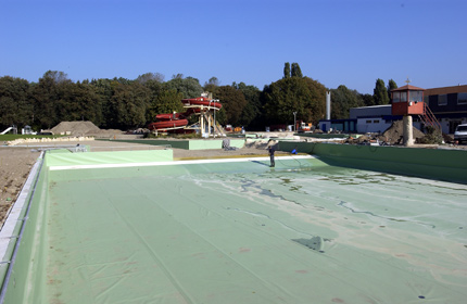 Baustelle Naturerlebnisbad Ruhrstadion, Mülheim an der Ruhr - Styrum, MSS, Mülheimer SportService12.10.2005Foto: Walter Schernstein