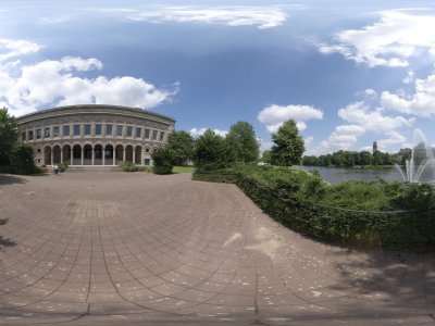 Die Stadthalle - ein attraktives Baudenkmal direkt am Ruhrufer