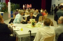 Am 29. September 2012 fand der Aktivtag 50+ des Netzwerk der Generationen zum dritten Mal statt. Diesmal in der neuen Mensa der Willy-Brandt-Schule. 
