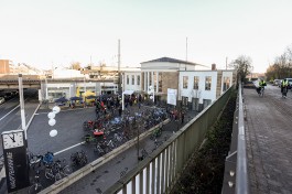 Eröffnung Radschnellweg Ruhr auf der Rheinischen Bahn. Hauptbahnhof. 27.11.2015 Foto: Walter Schernstein