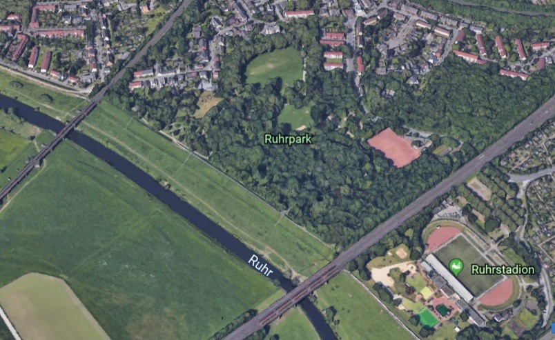 Die diesjährigen Deichschauen im Mülheimer Stadtgebiet durch die Bezirksregierung Düsseldorf finden im Juni, wie hier am Ruhrdeich Styrum, nicht statt - Umweltamt / google maps