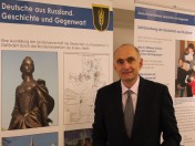 Eugen Eichelberg 

Projektleiter der Wanderausstellung
“Deutsche aus Russland. Geschichte und Gegenwart”,
gefördert durch das BMI 
