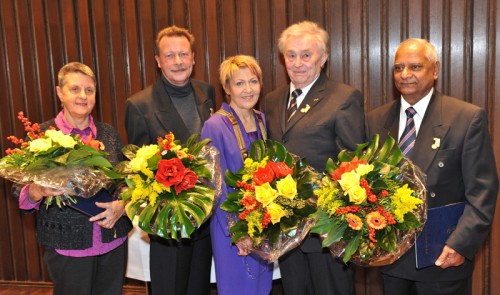 Ehrenspangenverleihung an Klaus Wichmann, Ursula Zeitnitz, Gerd Weinfurth und Paritosh Kundu. 07.11.2010 Foto: Walter Schernstein  