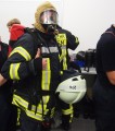 Jede Einsatzkraft der Feuerwehr muss mit entsprechender Schutzkleidung ausgestattet werden