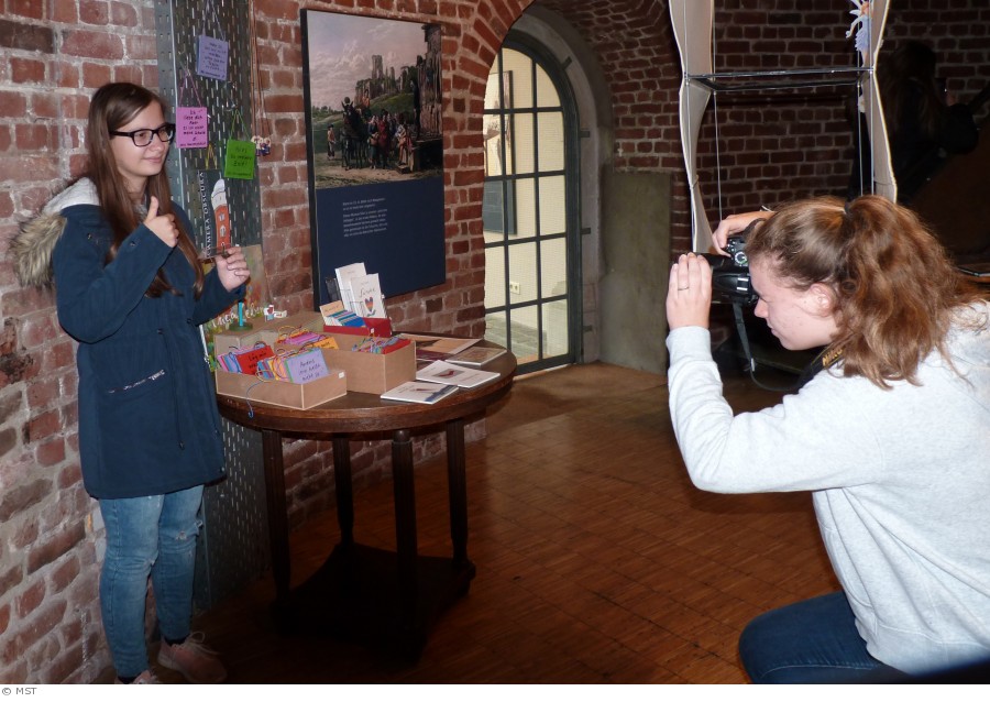 Tipps und Tricks rund um die Fotografie: Workshop in Camera Obscura begeisterte Schüler und Schülerinnen -  MST