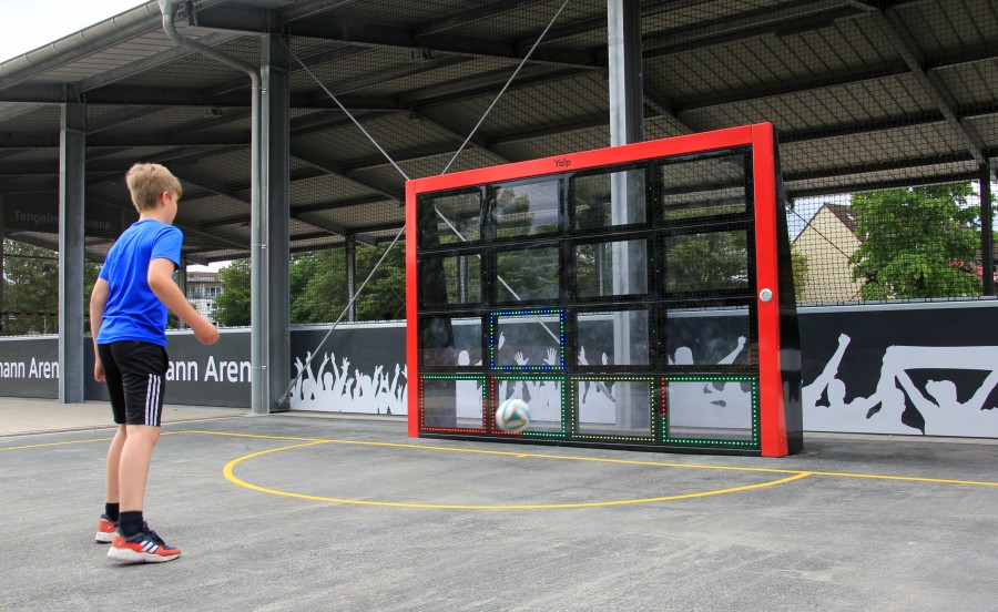 Digitale Torwand beim Sportpark in Styrum - Mülheimer SportService - Trendsport - Susanne Meier