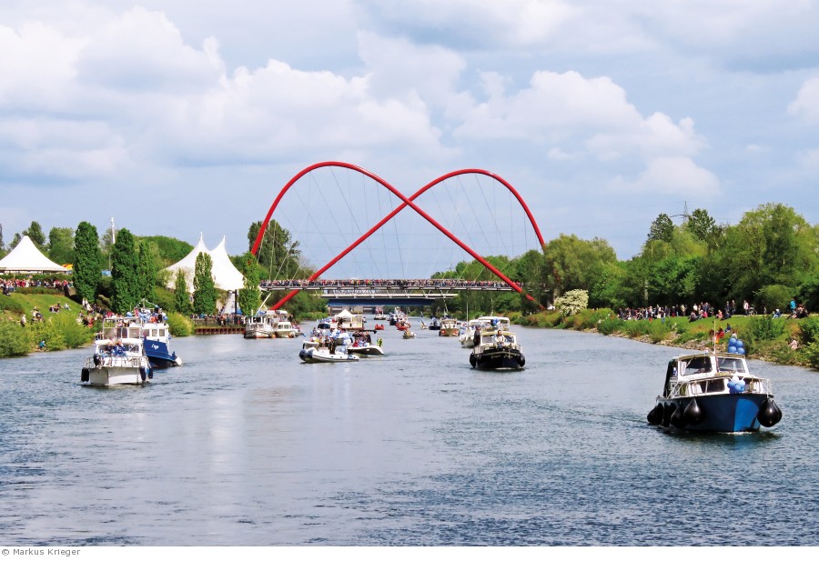 Das Ruhrgebiet aus einer anderen Perspektive erleben - das können Teilnehmerinnen und Teilnehmer der Schiffsparade Rhein-Herne-Kanal -  Markus Krieger