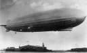 Das Luftschiff Graf Zeppelin über dem Flughafen Essen/Mülheim am 16. August 1931