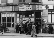Scans der Ausstellung Demokratie im Aufbruch 1946. Wahlwerbung der SPD.
 - Quelle/Autor: Stadtarchiv