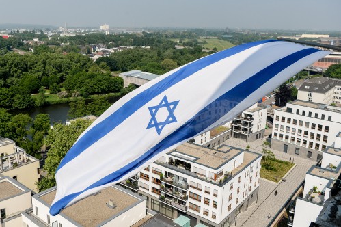 Beflaggung zum Jahrestag der Staatsgründung Israels. 14.05.2018 Foto: Walter Schernstein - Walter Schernstein