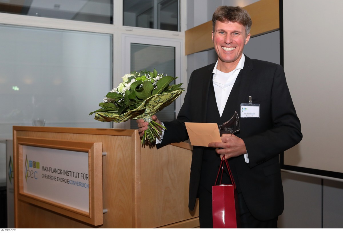 Frontiers Award: Prof. Karsten Reuter (TU München) bei der Preisverleihung am MPI für Chemische Energiekonversion -  MPI CEC