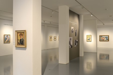 Blick in die Ausstellung: August Macke. Sehnsucht nach dem verlorenen Paradies, Kunstmuseum Mülheim an der Ruhr, 2014