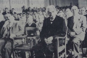 Begrüßungsrede für Albert Schweitzer in der Aula des Staatlichen Gymnasiums (1959)