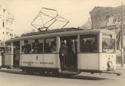 Eine Fahrt mit der Straßenbahn durch das vom Krieg zerstörte Mülheim (um 1947) - Stadtarchiv