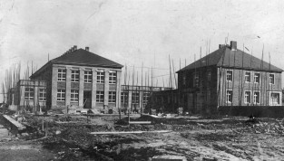 Das Kohlenforschungsinstitut während der Bauzeit (April 1914)