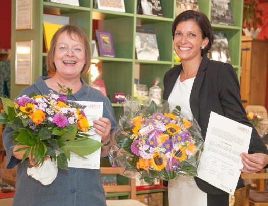 U-Briefpreisträgerinnen Beate Hartwig (links) und Sandra Heger (rechts)