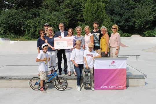 Ladies 4 Mülheim stellen 1000 Euro für Jugendprojekt TrendSport zur Verfügung