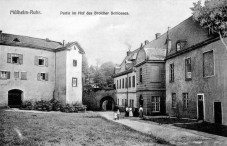 Der Innenhof von Schloß Broich (ohne Datum)