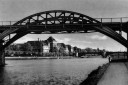 Postkartenansicht: Blick vom Broicher Ruhrufer auf das Stadtbad