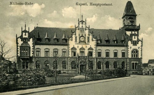 Ansicht des Postgebäudes am Viktoriaplatz (um 1918)