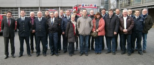 Führungsmannschaft aus Mülheim übt Krisenmanagement für den Ernstfall: Seminar im Institut der Feuerwehr NRW vom 12. bis 14. März 2013