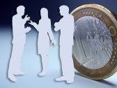 Zum Haushalt 2012 ff. wird erneut eine Bürger-Information-Veranstaltung angeboten und die Möglichkeit des �Online-Haushaltsforum� eingerichtet.