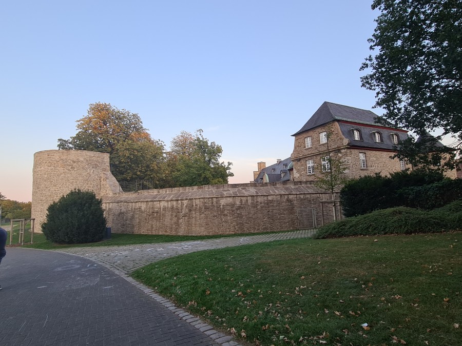 Schloß Broich, Schloss, Schlossmauer, Schloßmauer, historisch. - Referat I, Jasmin Kramer