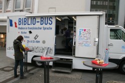 Biblio-Bus, Medien in französischer Sprache. 01/2012 Foto: Privat
