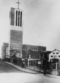 Die Kirche St. Mariae Geburt und der Altenhof (1929)