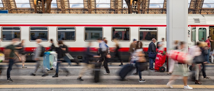 Zugfahrt, Dienstreise, Fahrkarten, Deutsche Bahn, Bahnhof, Reisende - Pixabay