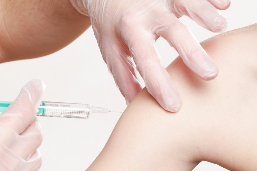 Impfung als vorsorgende Gesundheitsmaßnahme des betriebsärztlichen Dienstes. - Pixabay