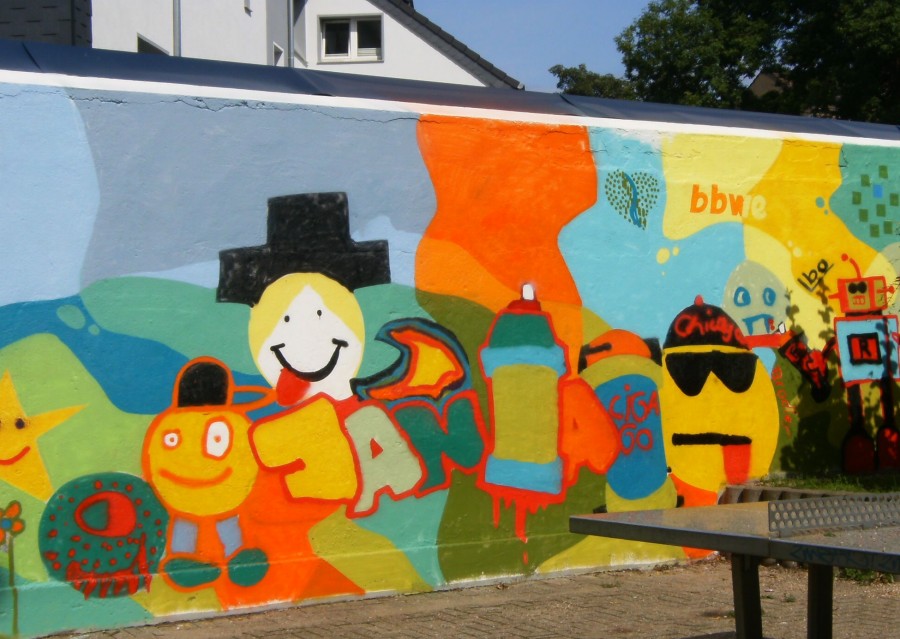 Graffiti-Event auf dem Spielplatz an der Charlottenstraße in Eppinghofen