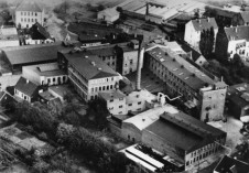 Ansicht der Lederfabrik Hammann aus der Vogelperspektive (1954)