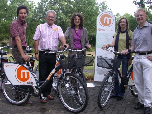 Präsentation des innovativen Fahrradverleihsystems metroradruhr zum Start in Mülheim an der Ruhr