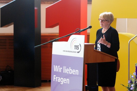 Staatssekretärin Rogall-Grothe, Pressefotos zur 5. 115- Teilnehmerkonferenz