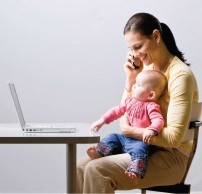 VIA - Vermittlung und Integration Alleinerziehender, gerade für berufstätige Mütter wichtig.