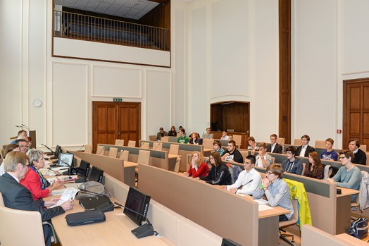 Jugendstadtrat. Erste Sitzung des Jugendstadtrates 2013 (JSR). Der JSR hat sich konstituiert und seine Arbeit 