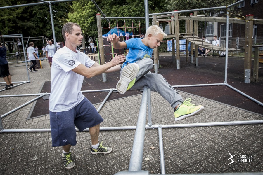 Auf dem Parkour Event haben Kinder und Jugendliche die Möglichkeit, diese Sportart auszuprobieren. - Jonas Höhmann - Trendsport - Mülheimer SportService
